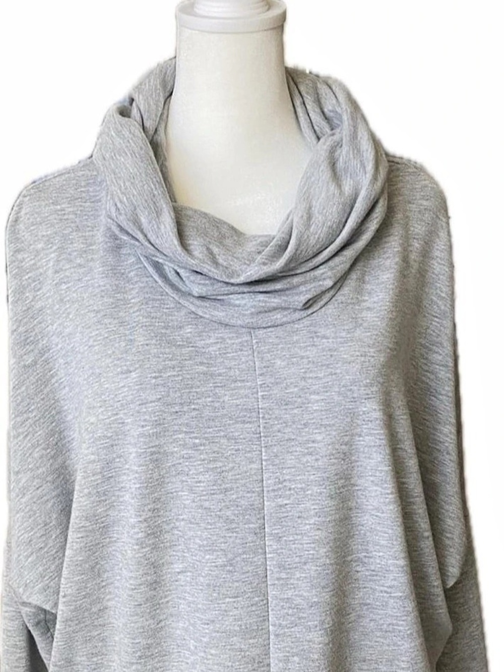 Old Navy Textured Cowl-Neck Sweater Gray Medium
